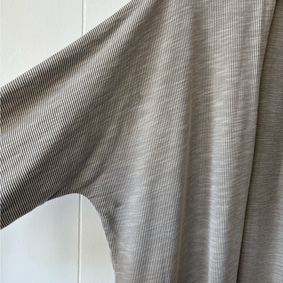 NWT Anthropologie DONNI. Striped Cardigan/Sweater - Picture 4 of 5